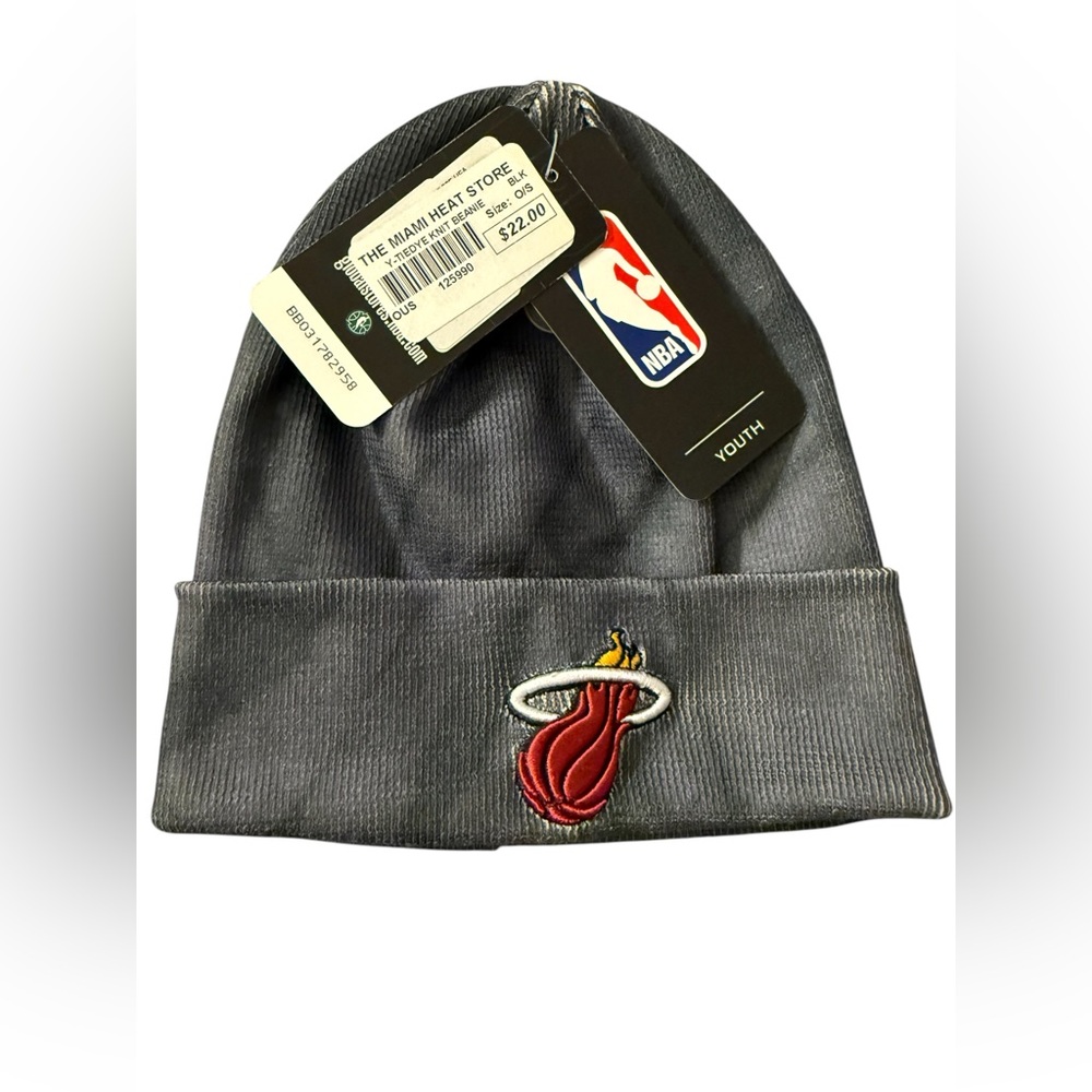 NBA Miami Heat Boys Beanie in Tye Dye Gray